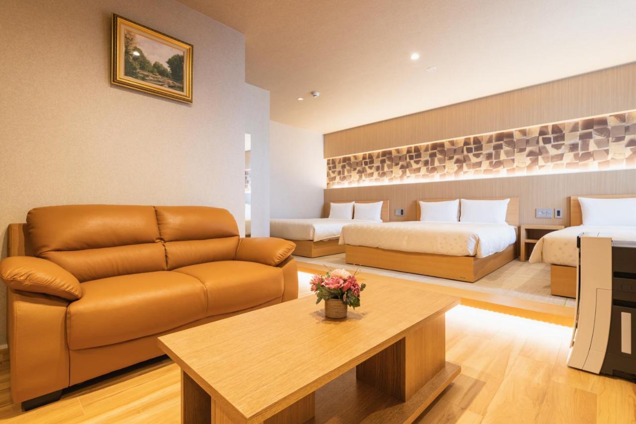 Grand Base Hakatamon Aparthotel Fukuoka  Eksteriør bilde